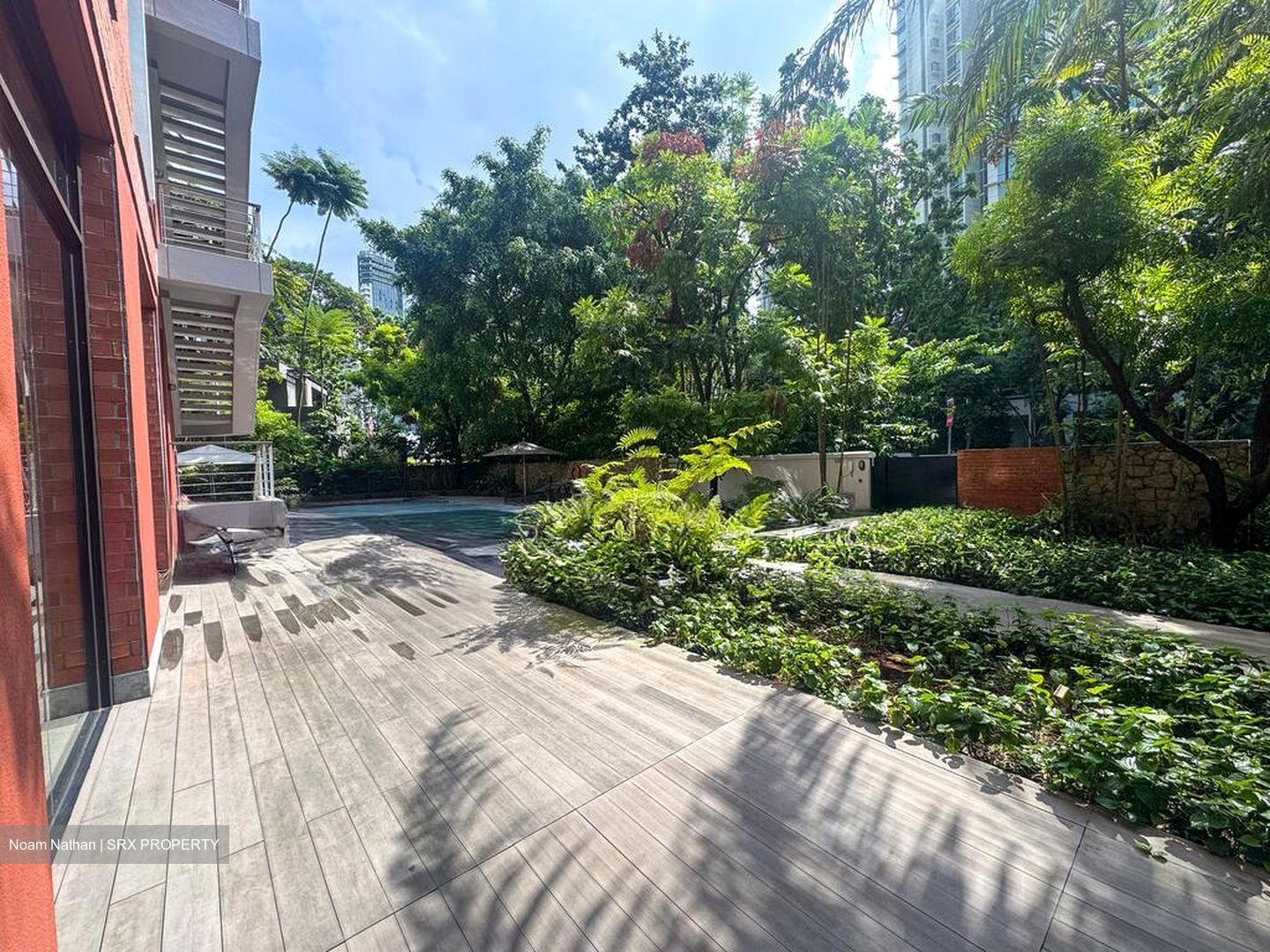 Grange Road (D10), Condominium #509649961
